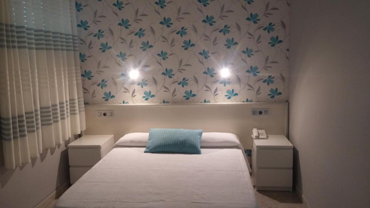 פלאסנסיה Hostal La Despensa De Extremadura מראה חיצוני תמונה
